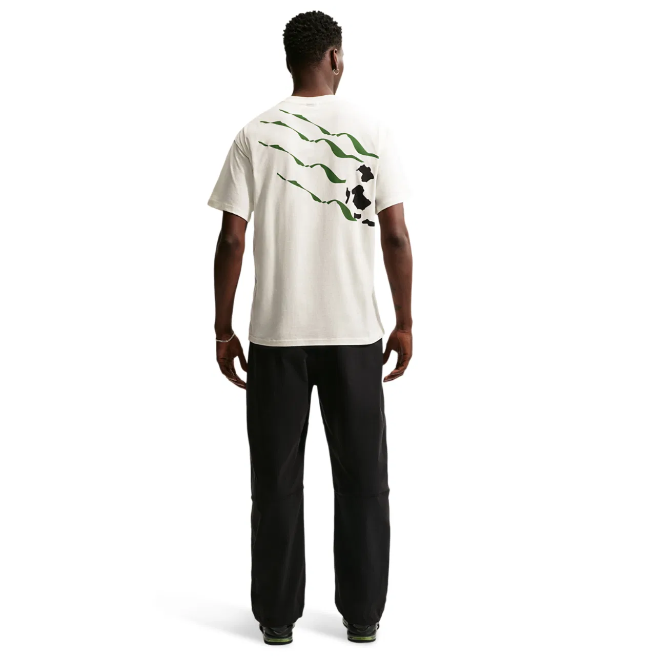 Футболка мужская Nike NSW Relaxed Graphic T-Shirt, цвет Sail — фото 4