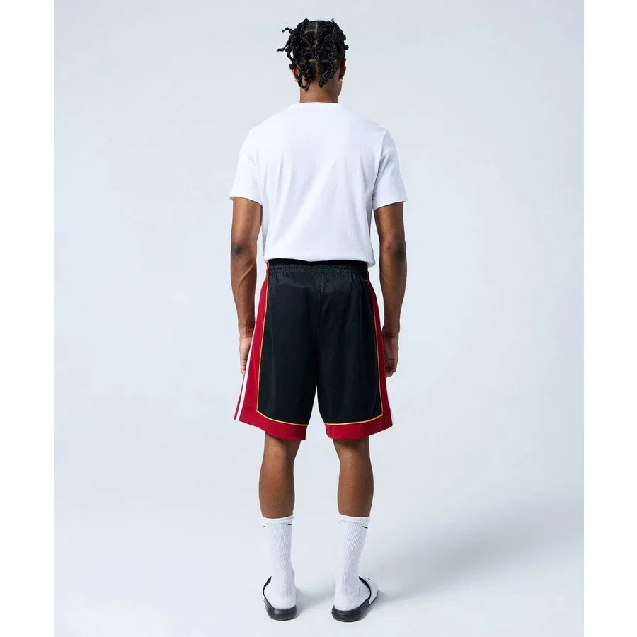 Футболка с коротким рукавом хлопковая Sportswear Club Nike, M, Белый — фото 4
