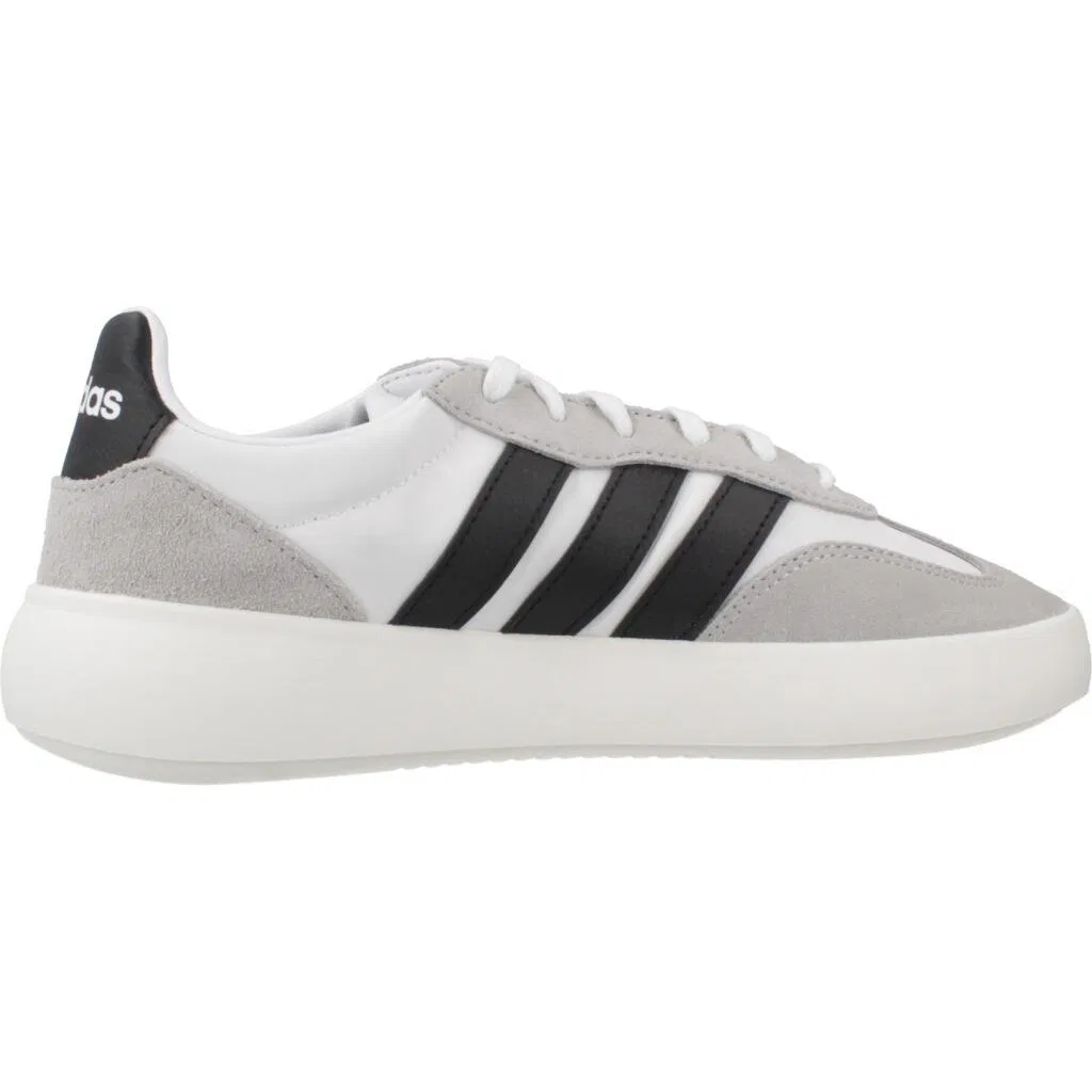 Детские кроссовки с верхом из замши и текстиля Barreda Decode J Adidas, Weiss Schwarz Grau — фото 4