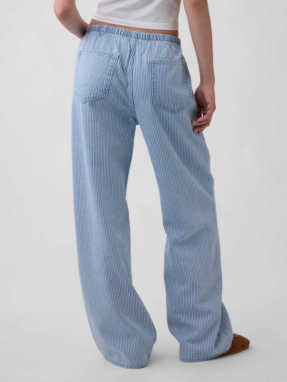 Джинсы свободные, низкая посадка, UltraSoft Easy '90s Loose Gap, Light Wash Stripe — фото 2