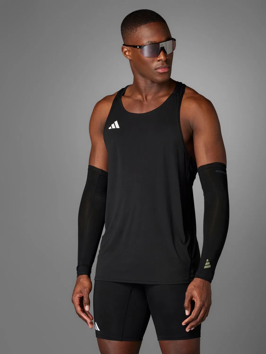Жилет беговой Adizero Essentials Running Singlet adidas, черный — фото 2