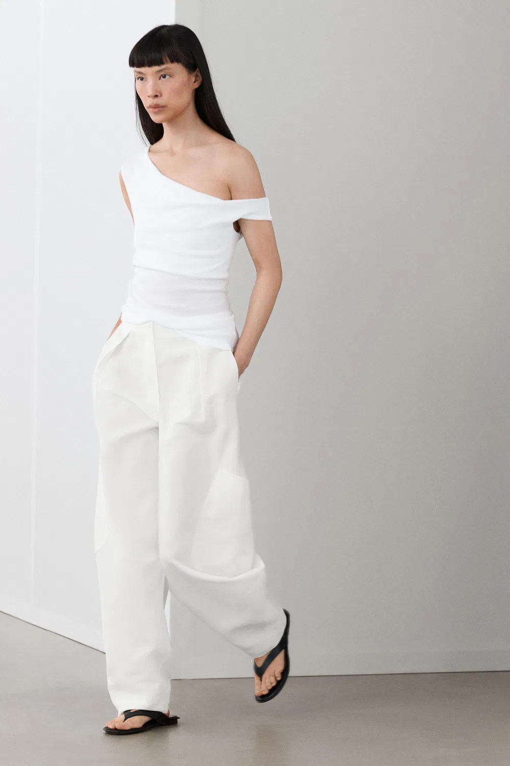 Топ Massimo Dutti, женский, асимметричный, кремовый — фото 3