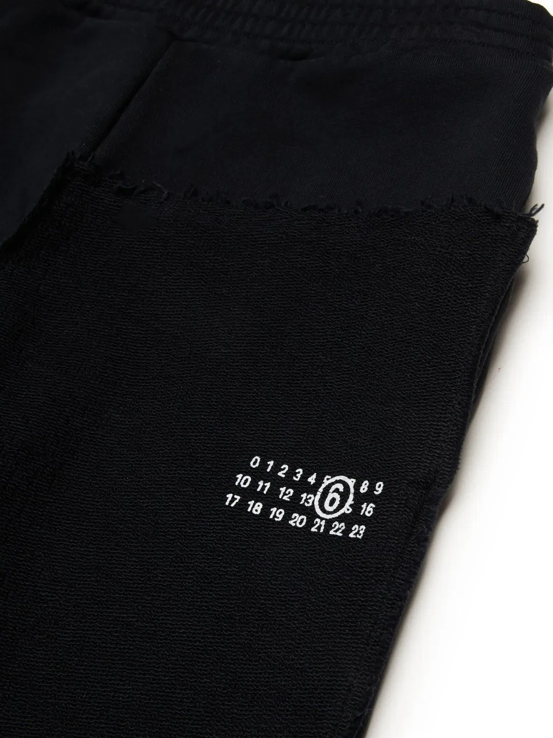 Т trousers с принтом чисел MM6 Maison Margiela, черный — фото 2