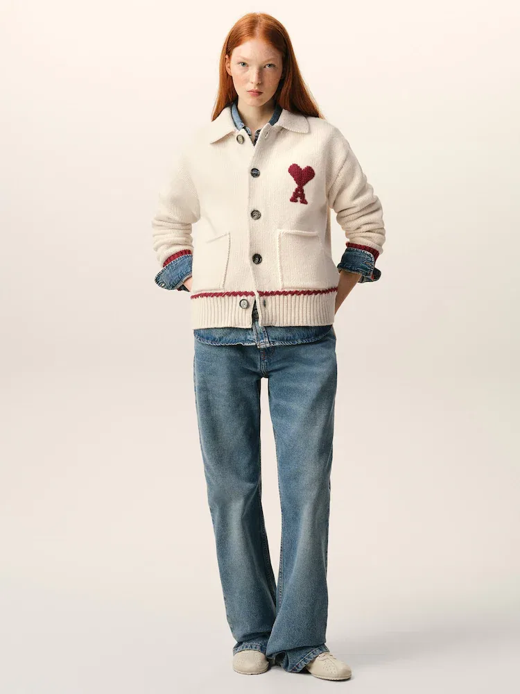 Кардиган поло с контрастными манжетами, модель Polo Cardigan, бренд AMI PARIS, Moonlight/Red Sun