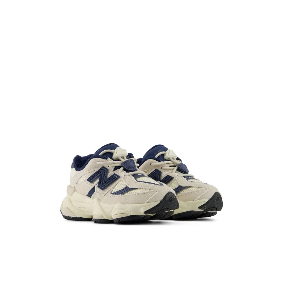 Кроссовки New Balance '9060 Bungee' бежевого цвета — фото 2