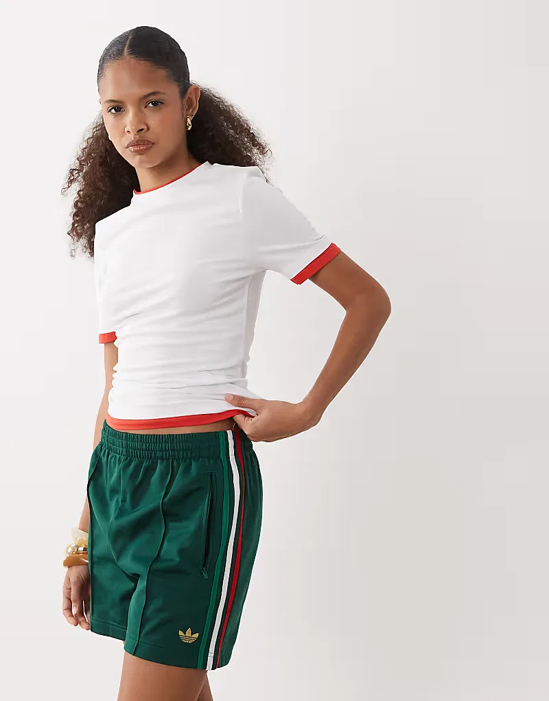 Шорты Adidas Originals Firebird темно-зеленый и, красный
