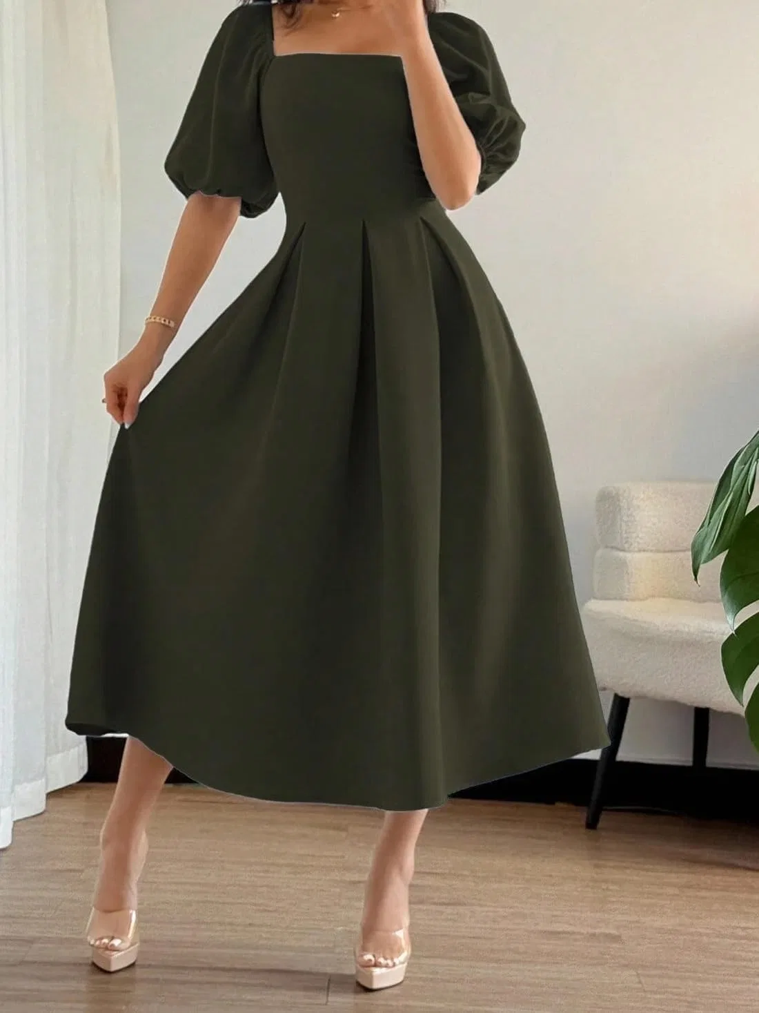 Женское миди-платье с квадратным вырезом Army Green — фото 4