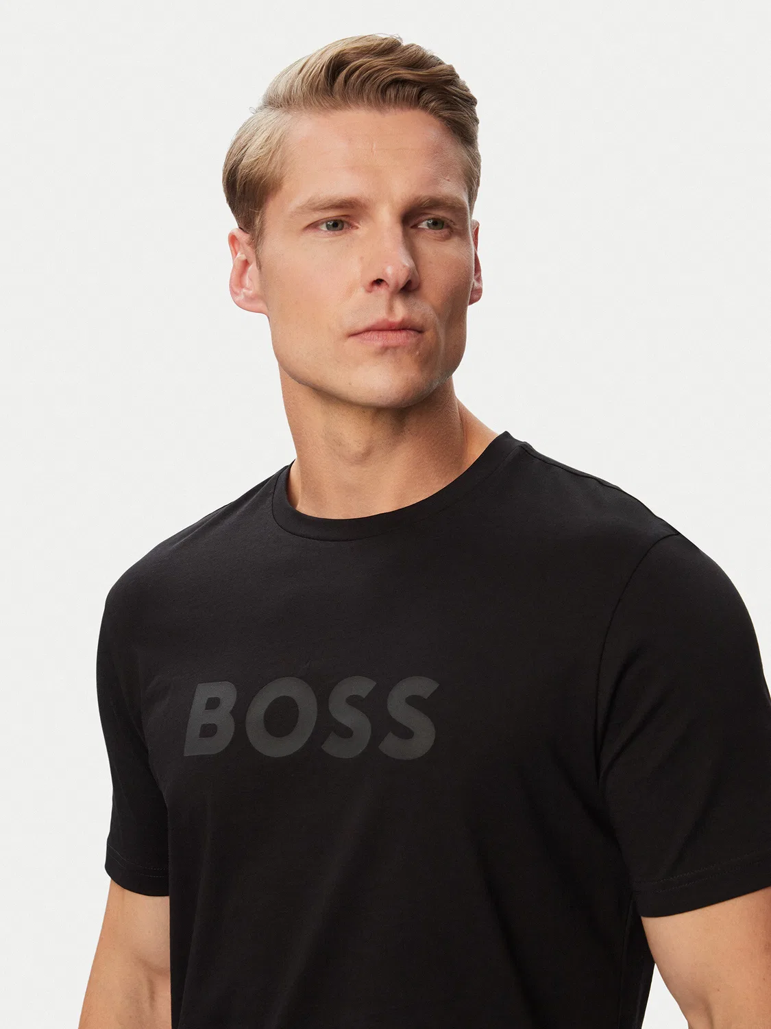 Мужская футболка стандартного кроя Logo Boss, черный — фото 4
