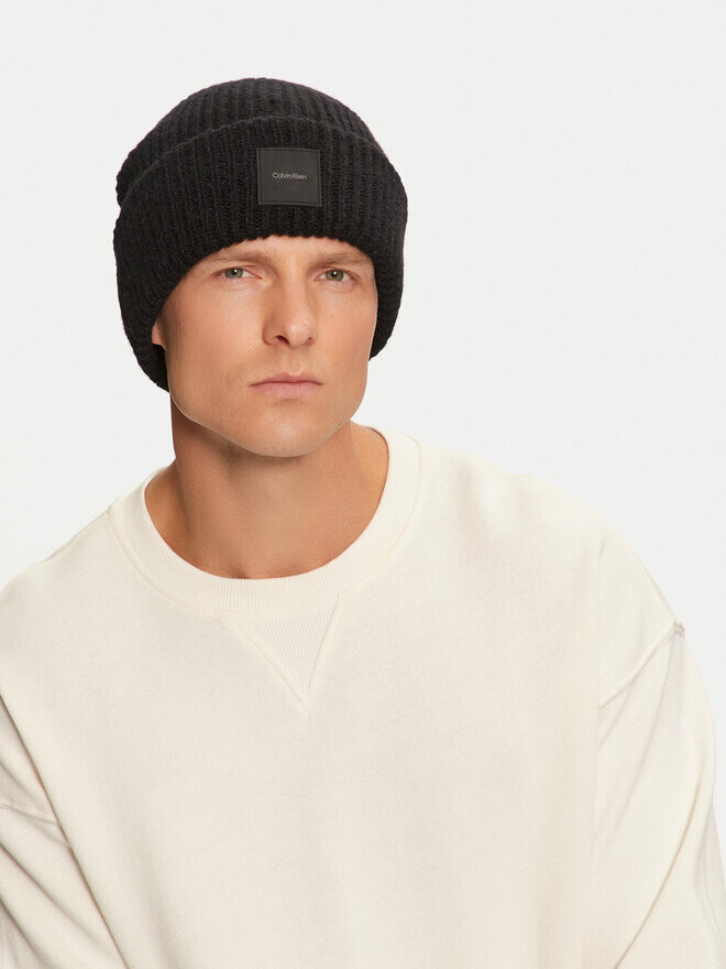 

Кепка Calvin Klein, черный