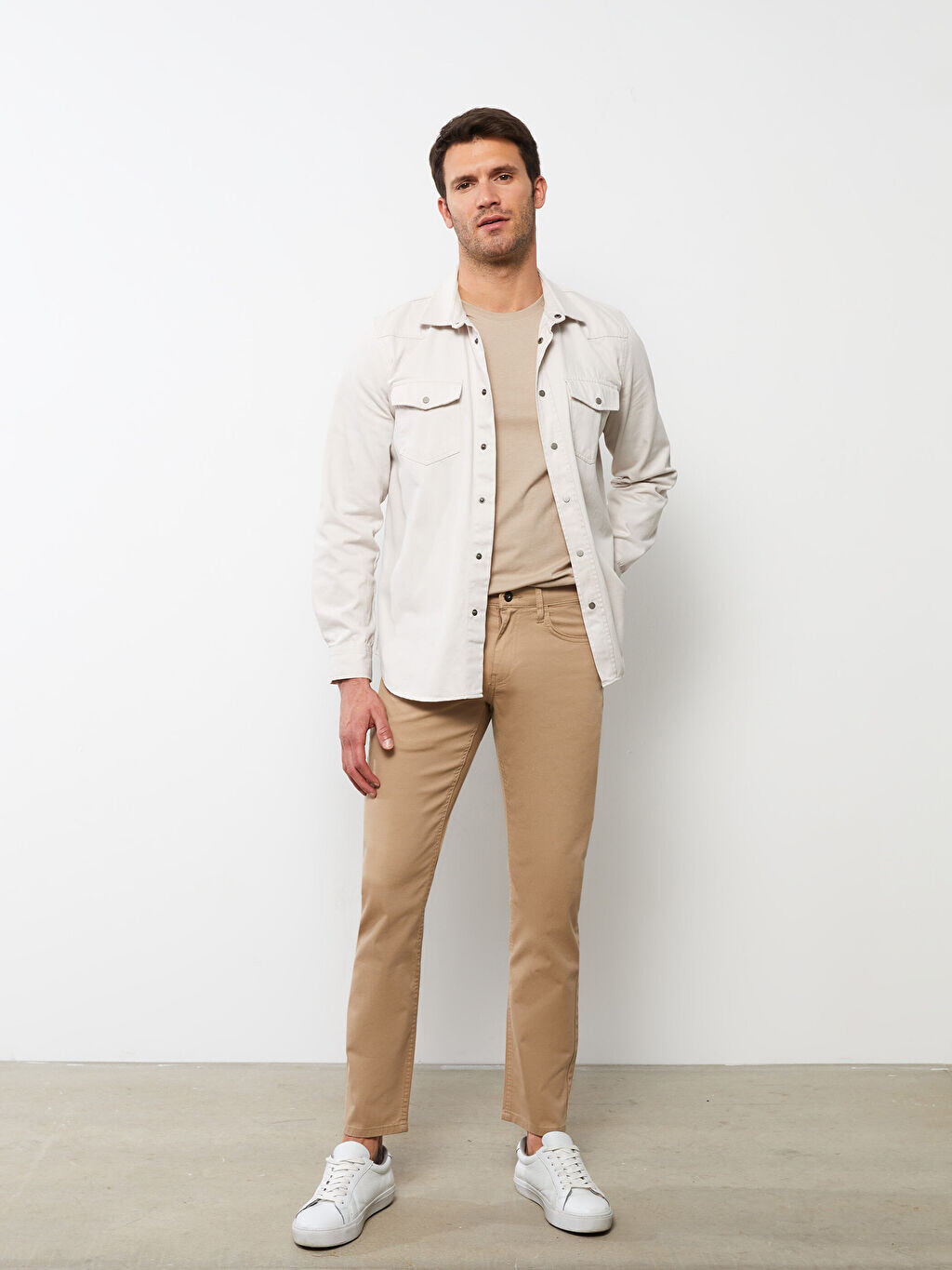 

Мужские брюки чинос Slim Fit из габардина LCWAIKIKI Classic, Коричневый, Мужские брюки чинос Slim Fit из габардина LCWAIKIKI Classic