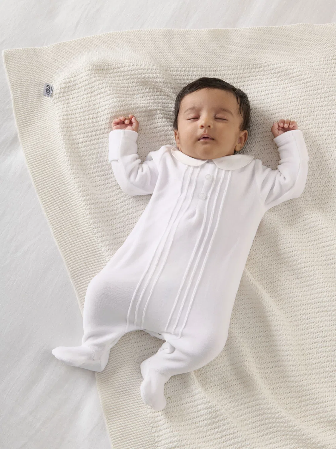 Комбинезон для сна велюровый Mamas & Papas, белый