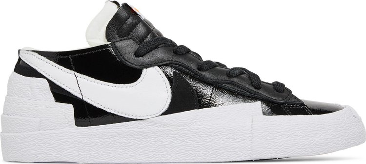 Кроссовки Nike sacai x Blazer Low 'Black Patent', черный - фото