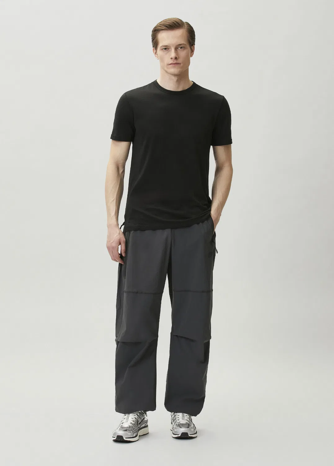 Спортивные брюки Tech Dri-FIT Nike, black-grey