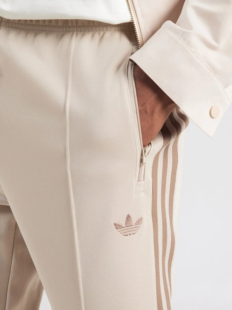 Брюки ADIDAS ORIGINALS Slim fit 'CLASSIC' цвета хаки — фото 2