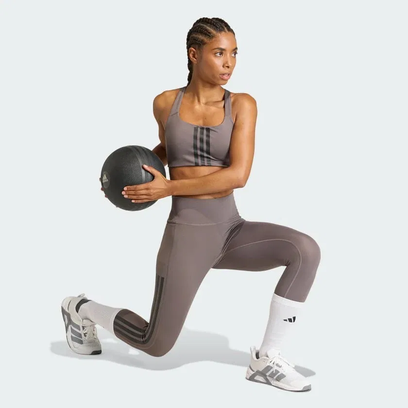 Женский спортивный топ adidas Optime Workout 3-Stripes со средней поддержкой, Charcoal / Black — фото 3