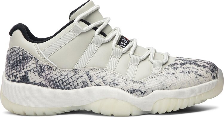 

Кроссовки Air Jordan 11 Retro Low Light Bone Snakeskin, белый, Белый;серый, Кроссовки Air Jordan 11 Retro Low Light Bone Snakeskin, белый