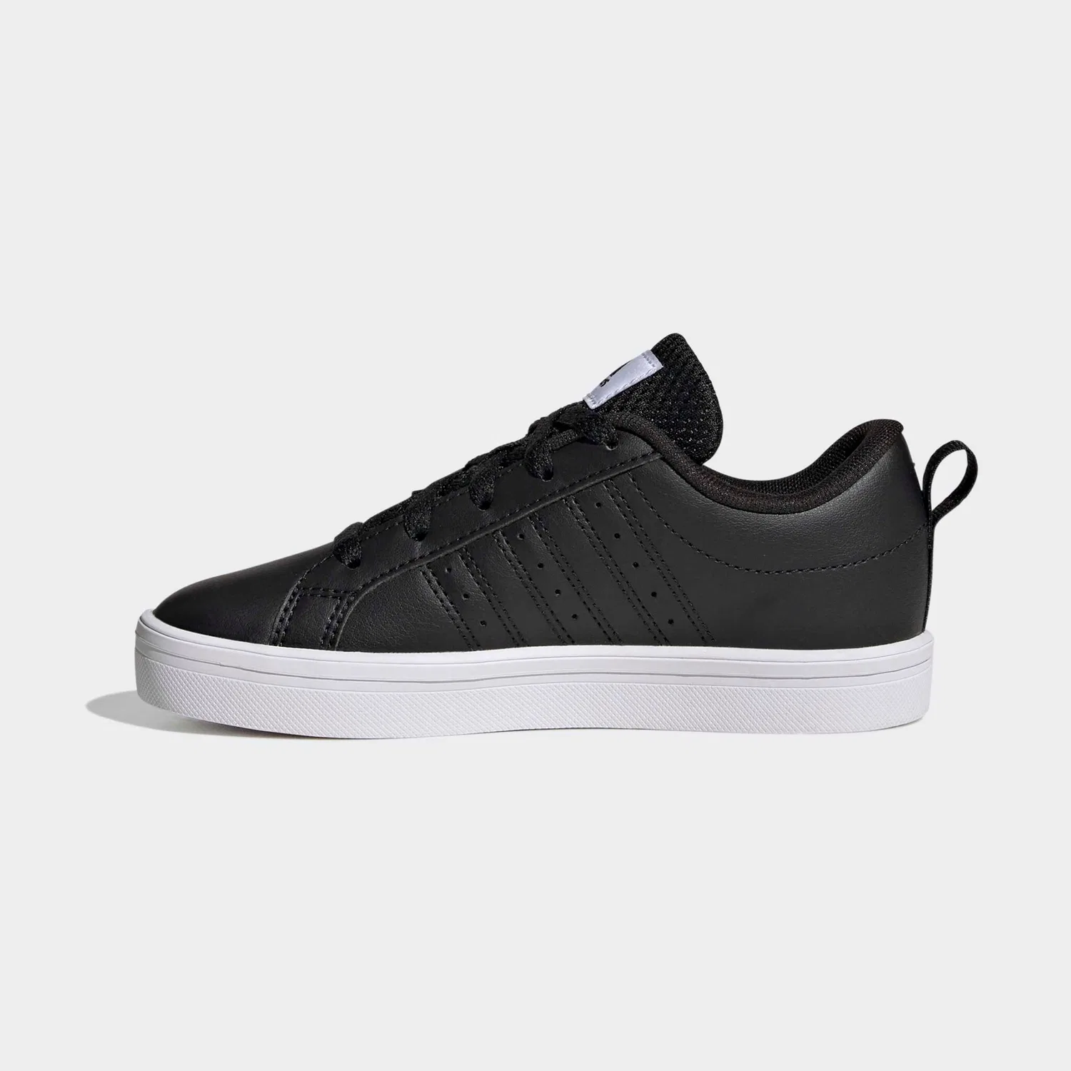 Детские кроссовки в скейтерском стиле VS Pace 2.0 Adidas Sportswear, Core Black/White/Core Black — фото 3