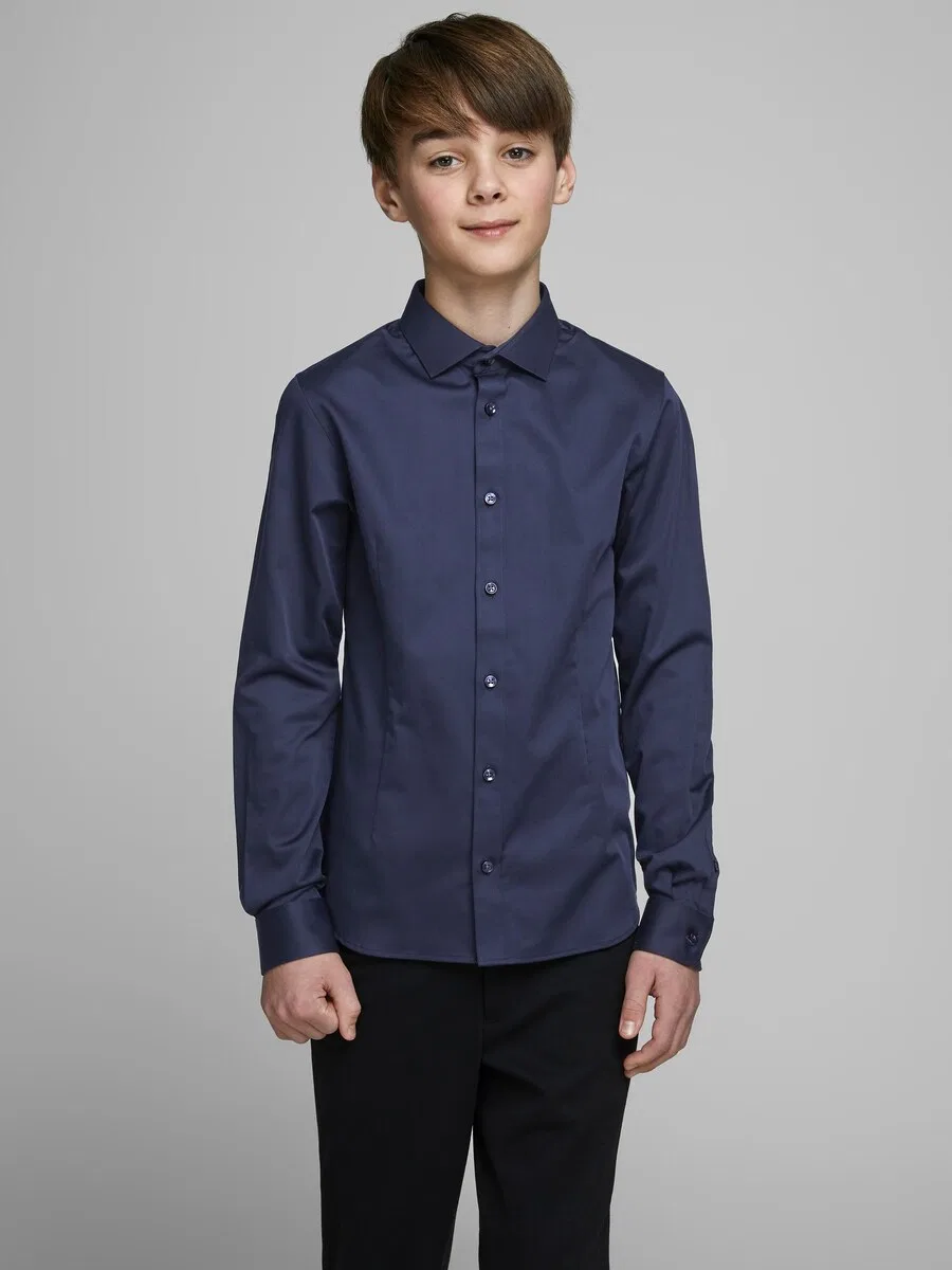 Детская рубашка Jack & Jones Junior стандартного кроя на пуговицах, модель, темно-синего цвета — фото 2