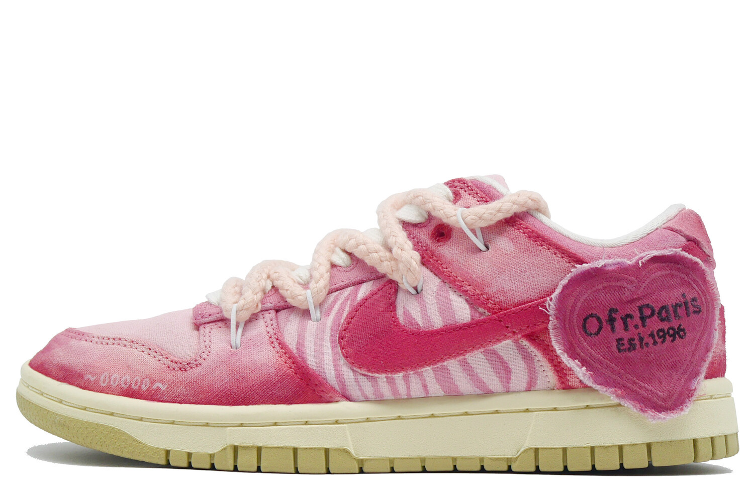 

Кроссовки Nike Dunk Skateboard Shoes Women's Low-Top Pink, розовый