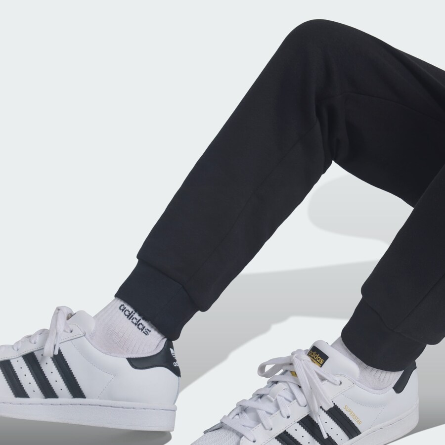 Тканевые брюки ADIDAS ORIGINALS Tapered Pants Trefoil Essentials, черный — фото 4