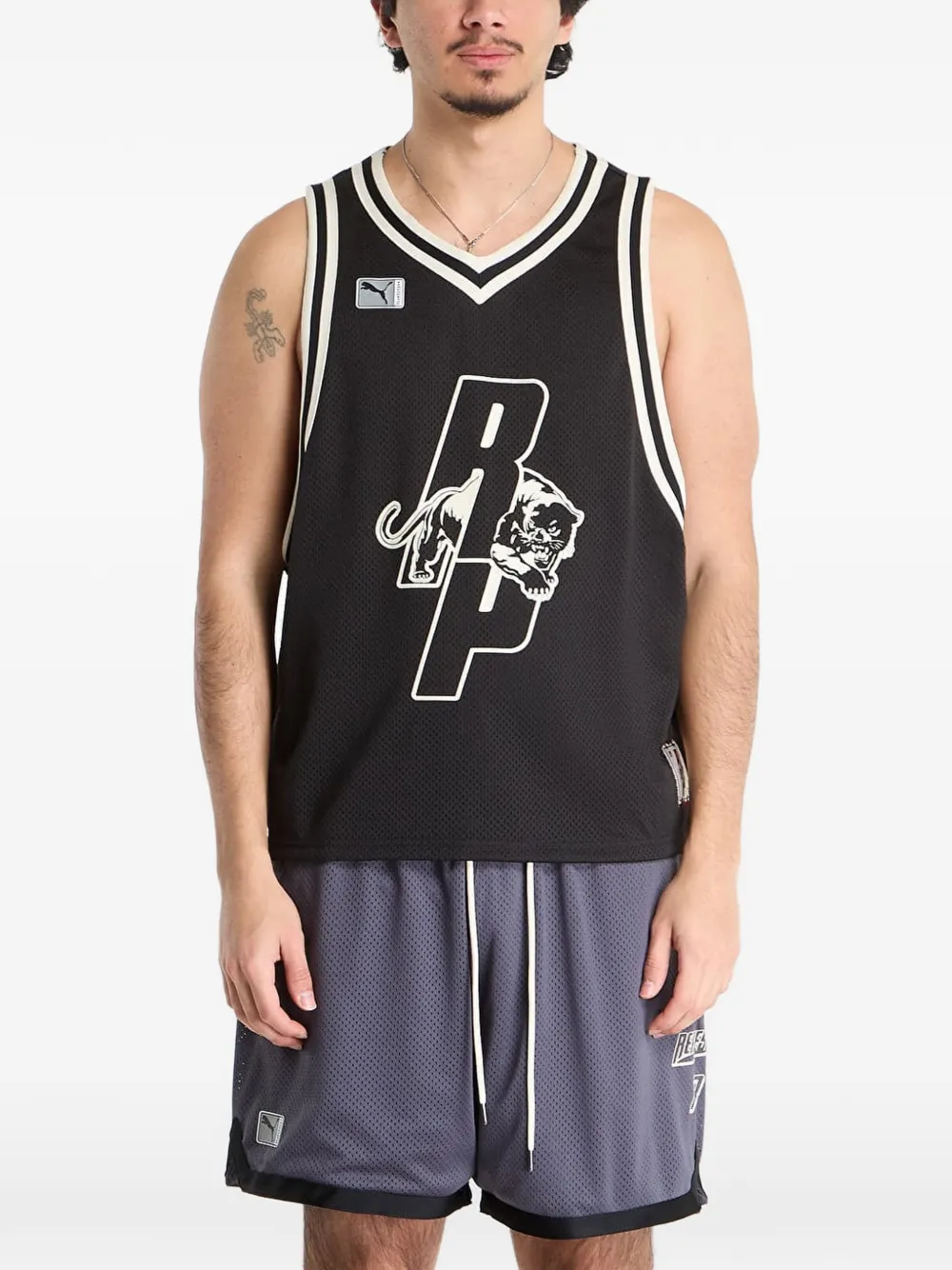 

Джерси с графическим узором и V-образным вырезом от X Represent Puma, черный