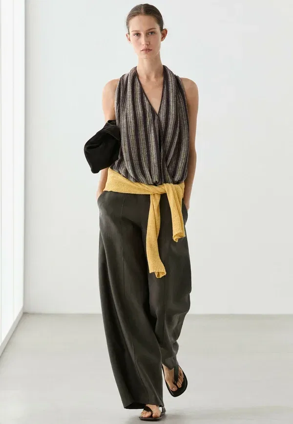 Брюки льняные Relaxed Fit Massimo Dutti, коричневый — фото 2