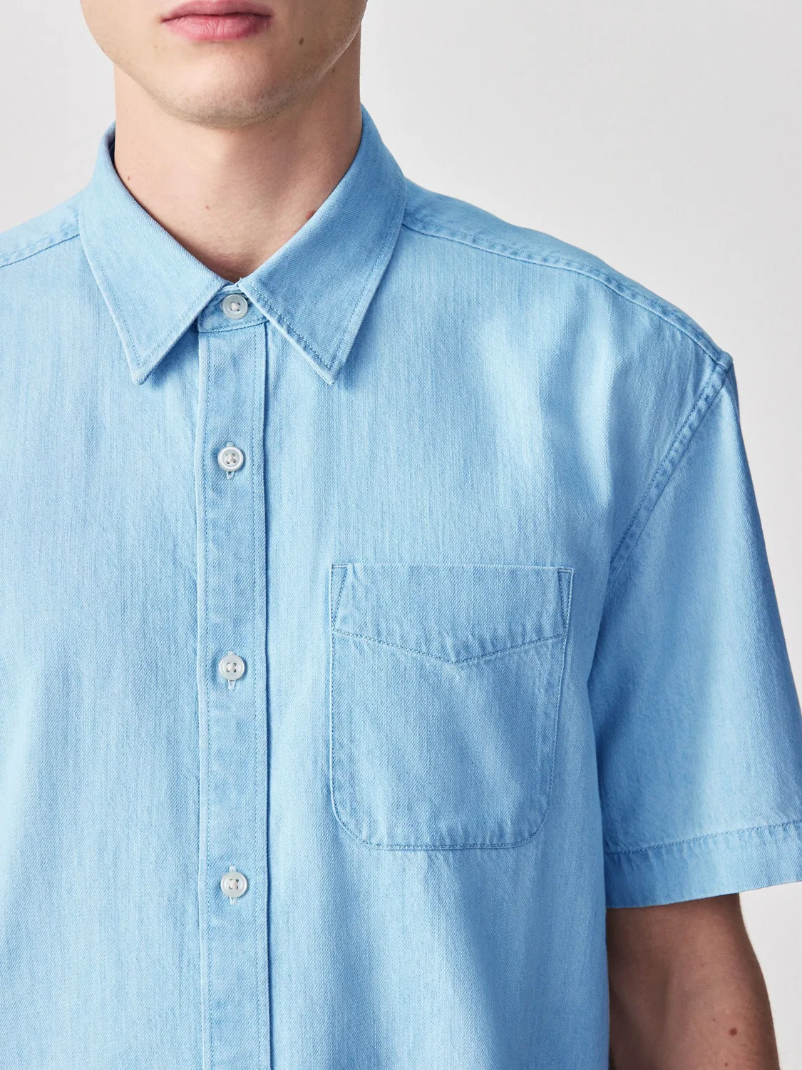 Джинсовая рубашка Bleach Relaxed Fit Denim Pocket Short Sleeve Shirt Next, Bleach — фото 4