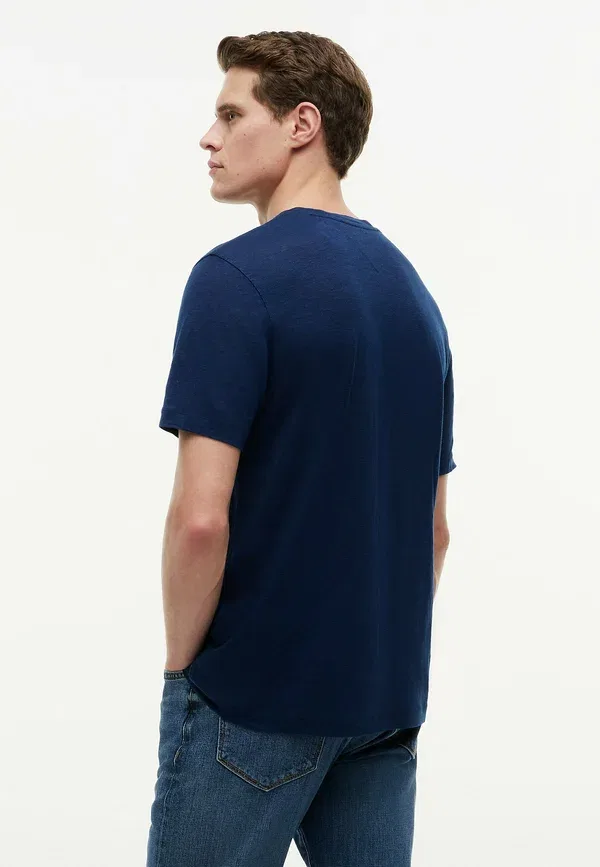 Футболка из льна Basic t-shirt Tommy Hilfiger Carbon темно-синий — фото 3