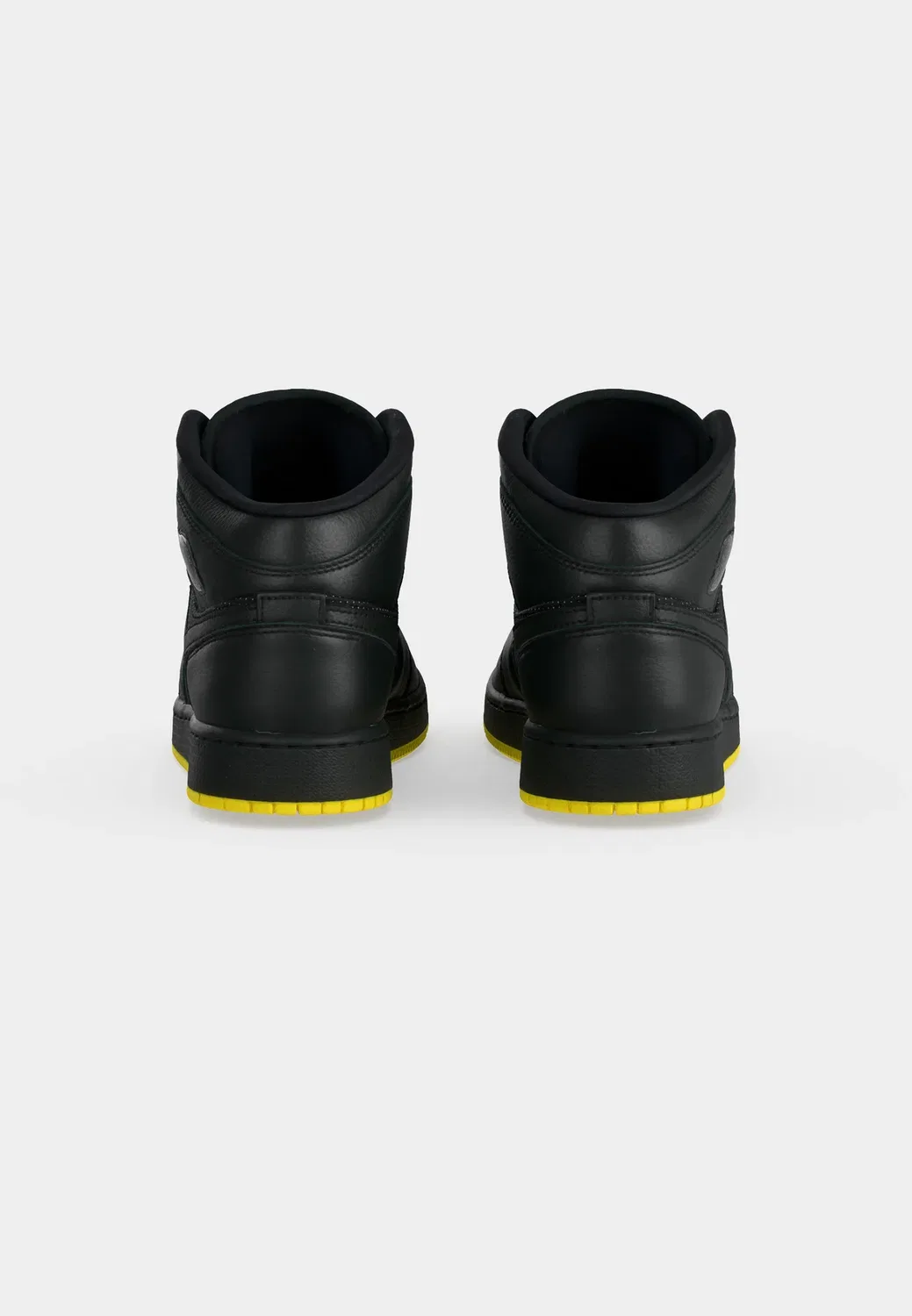 Air 1 mid se унисекс - высокие кроссовки Jordan, Black/Silver-Coloured/Opti Yellow — фото 4