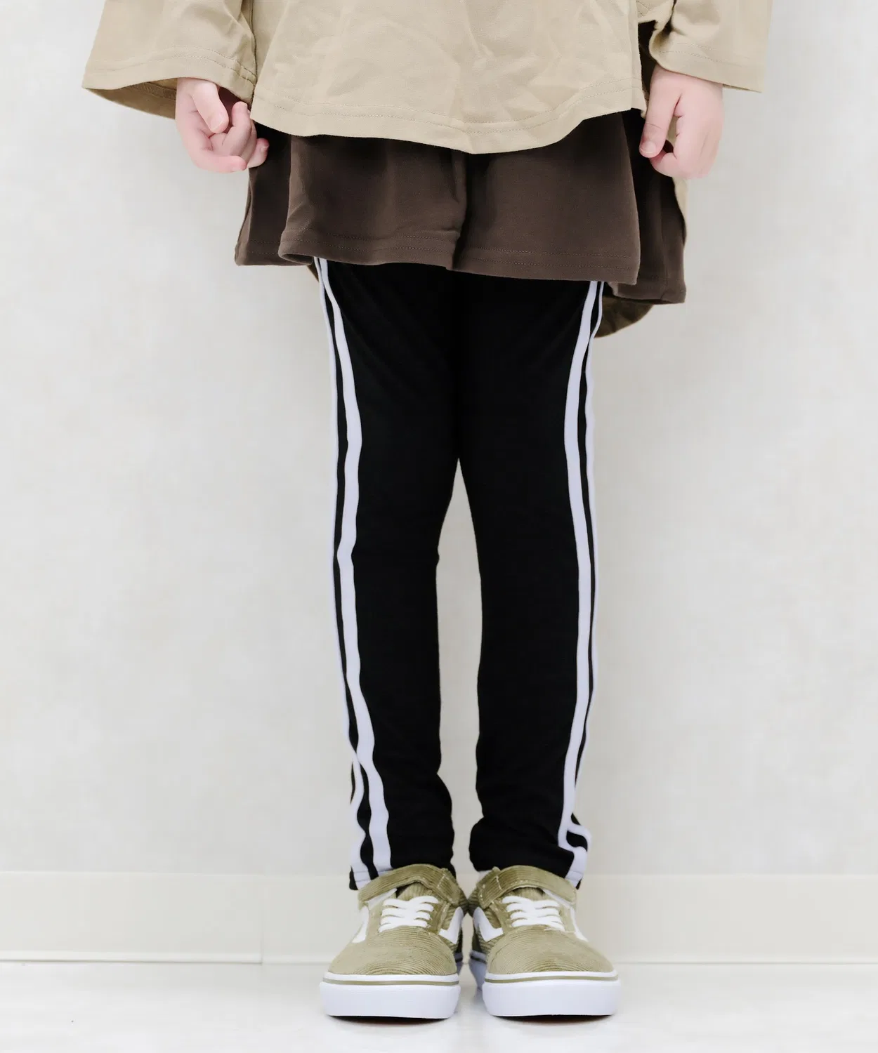 Детские шорты-леггинсы без рисунка с линией ZI-ON, Brown