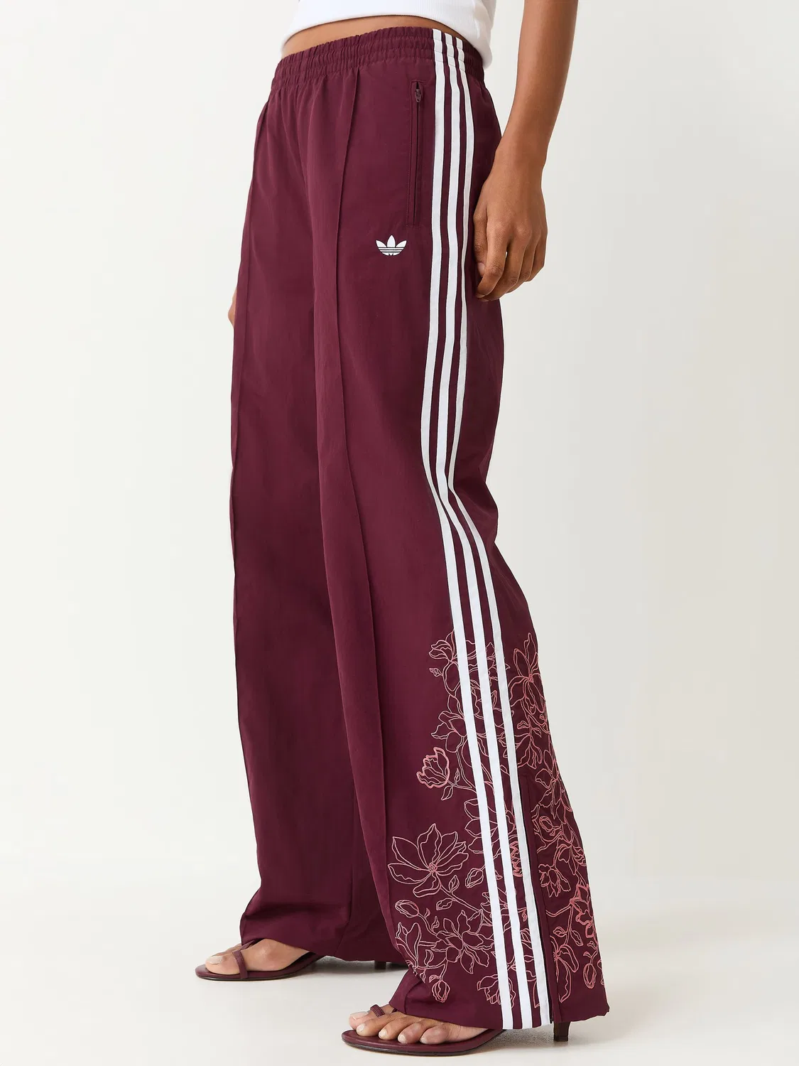 Adidas Originals Темно-красные свободные спортивные брюки с цветочной аппликацией Firebird