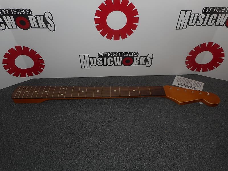 

Гриф Allparts Fender Licensed For Strat, накладка на гриф из палисандра, отделка Aged Satin Poly, SRVF-C