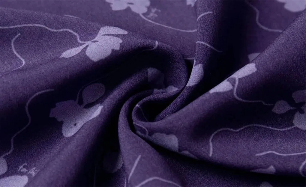 Женское A-силуэта платье миди без рукавов с V-образным вырезом, Purple — фото 2