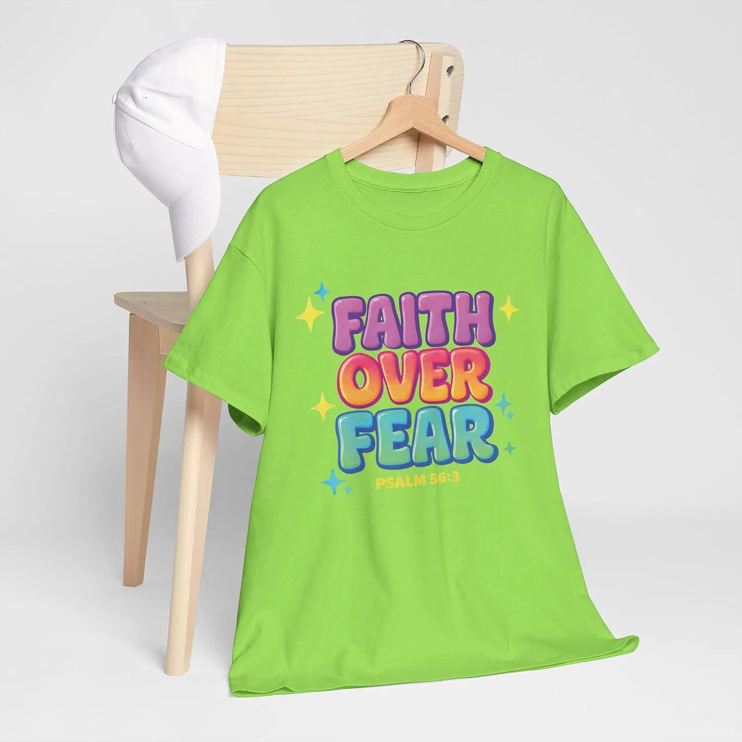 Футболка с принтом Faith Over Fear Gildan 5000, Neon Green — фото 4