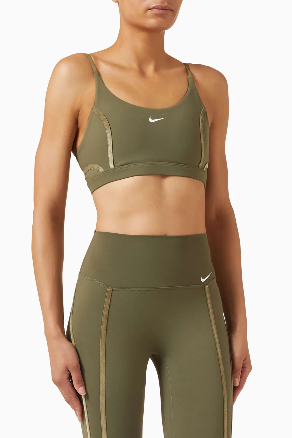 Бюстгальтер спортивный с мягкими чашечками Nike One, Nike