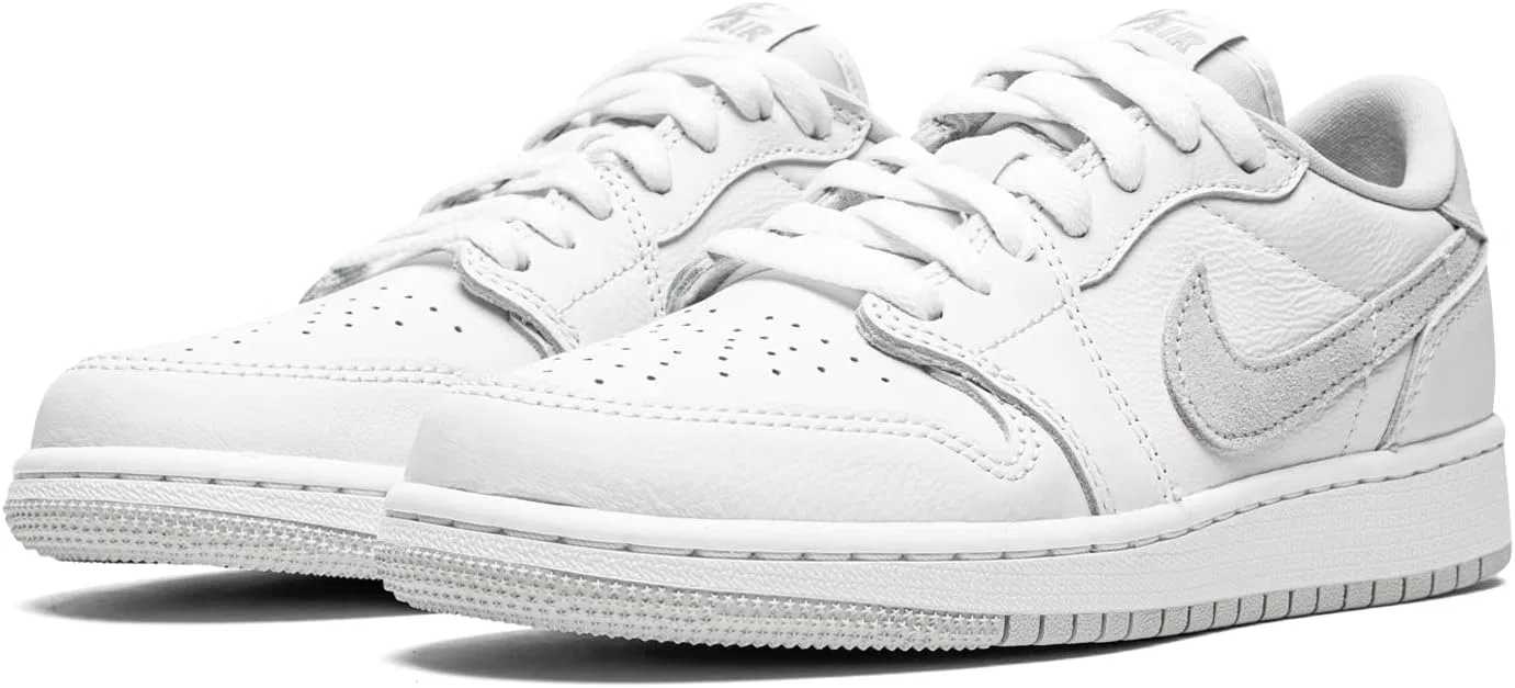 Кроссовки Nike Air Max Axis, белый/серый — фото 2