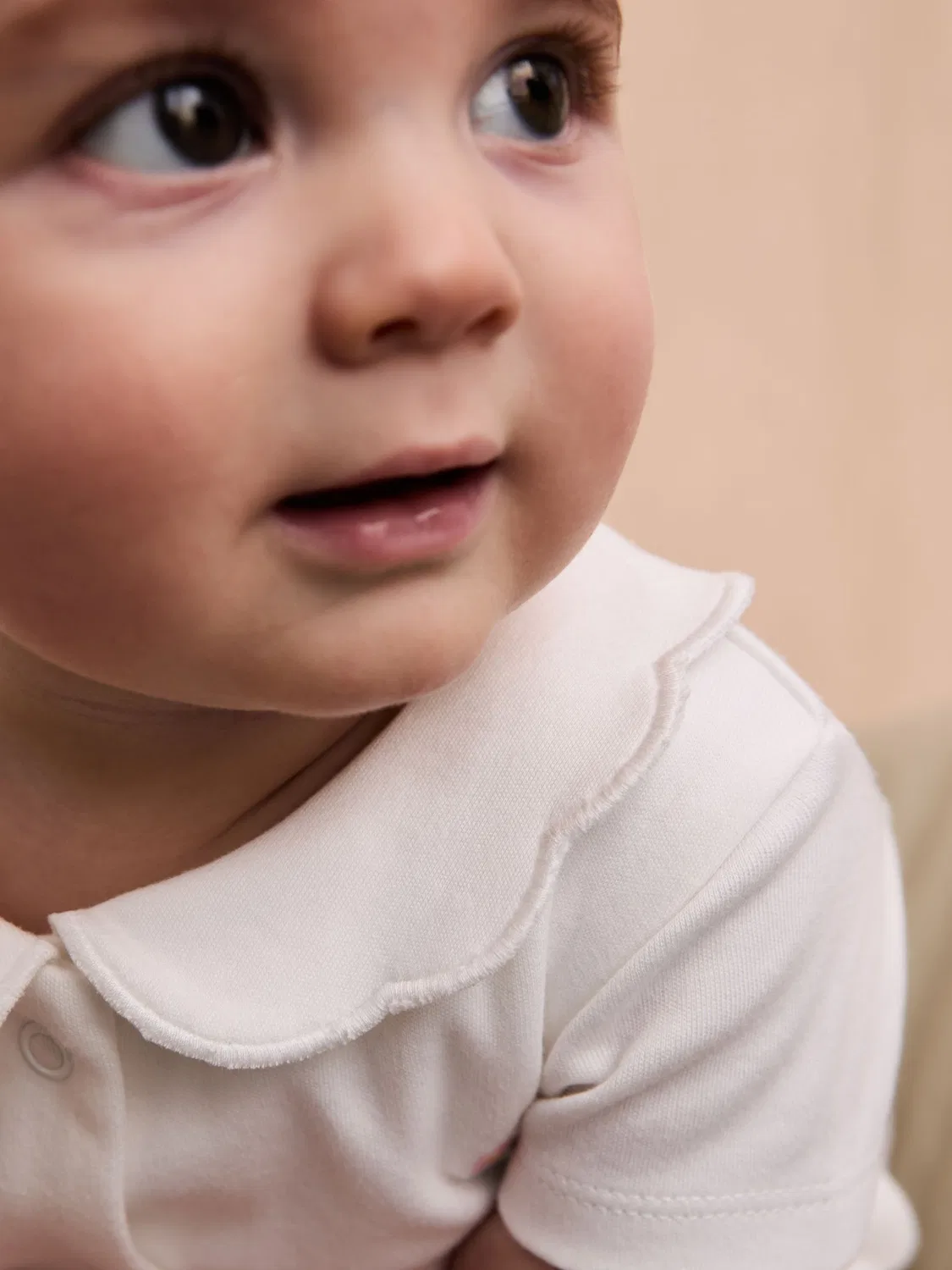 Боди с коротким рукавом, с вышивкой кролик Jojo Maman Bébé, белый — фото 3