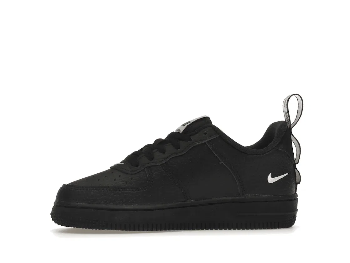 Детские кроссовки для мальчиков с верхом из кожи и замши Nike Air Force 1 Low LV8 Utility, Black/White — фото 3