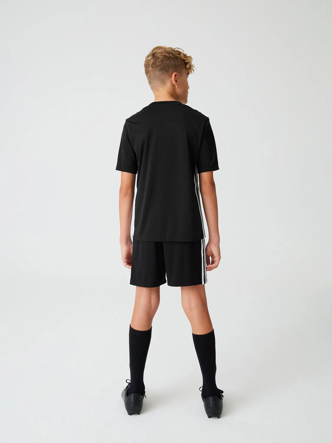 Футболка футбольная Tabela 23 adidas, черно-белая — фото 3