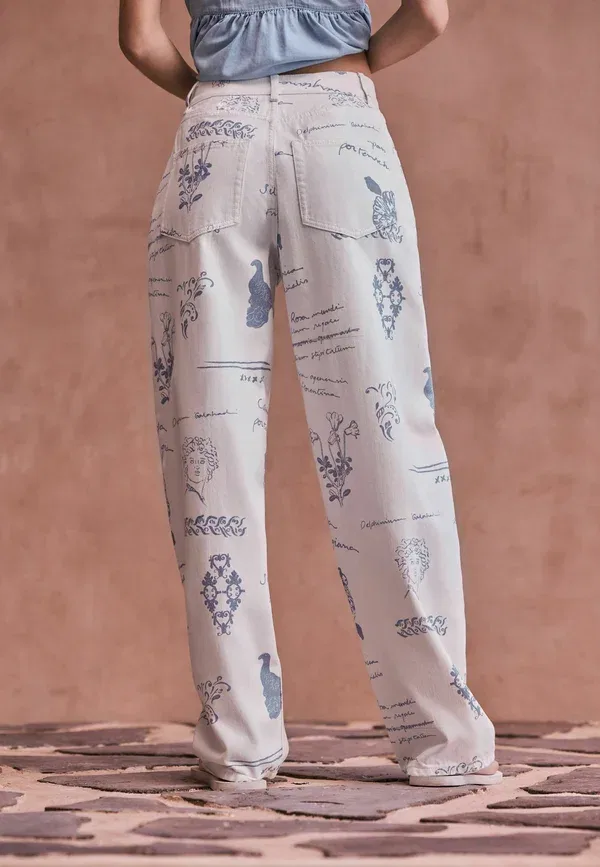 Джинсы деним Tall fit - national trust x high rise barrel leg jeans Next, Ecru Blue Print, экрю — фото 2