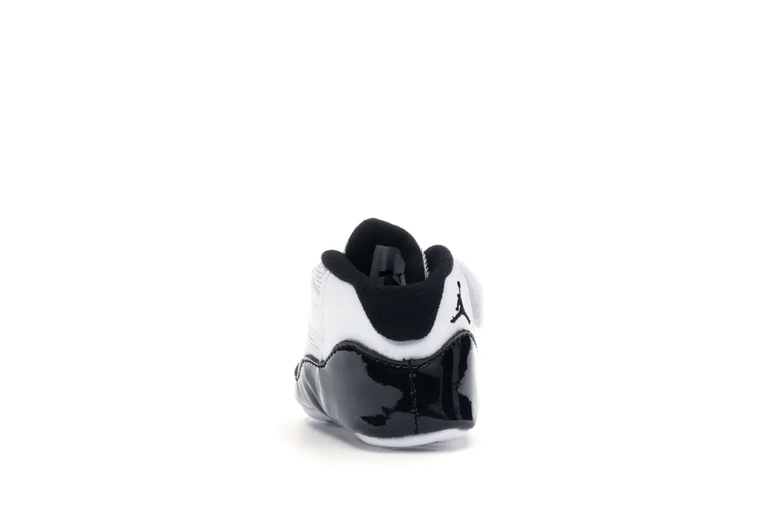Детские кроссовки Lifestyle Jordan 11 Retro Jordan, White/Black-Concord — фото 4