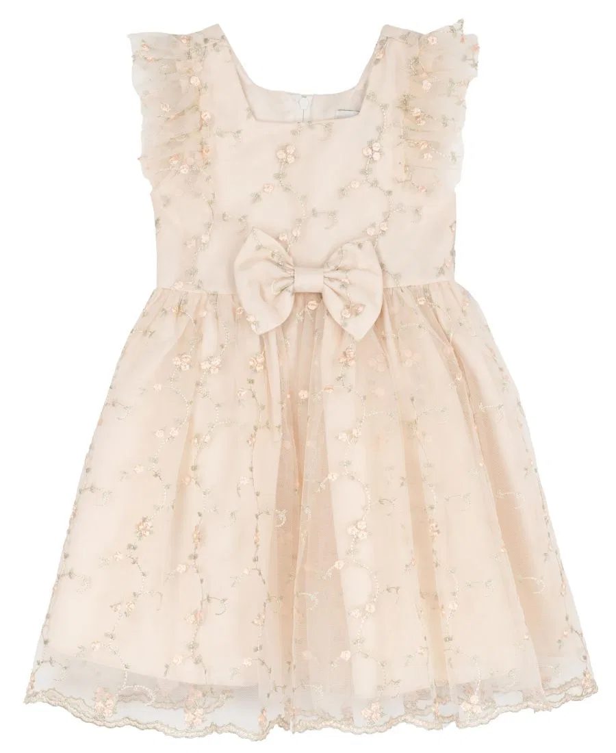 Платье из сетки с вышивкой и рукавами-воланами, модель Embroidered Mesh Flutter Sleeve Dress Rare Editions, Taupe — фото 4