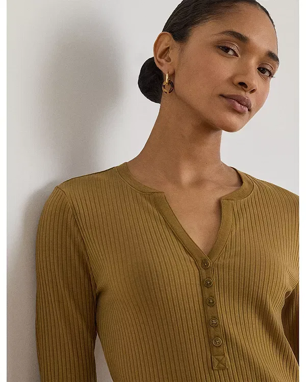 Женское платье с рифленым трикотажем Petites Ribbed Henley Midi Dress Ralph Lauren, Bronze — фото 4
