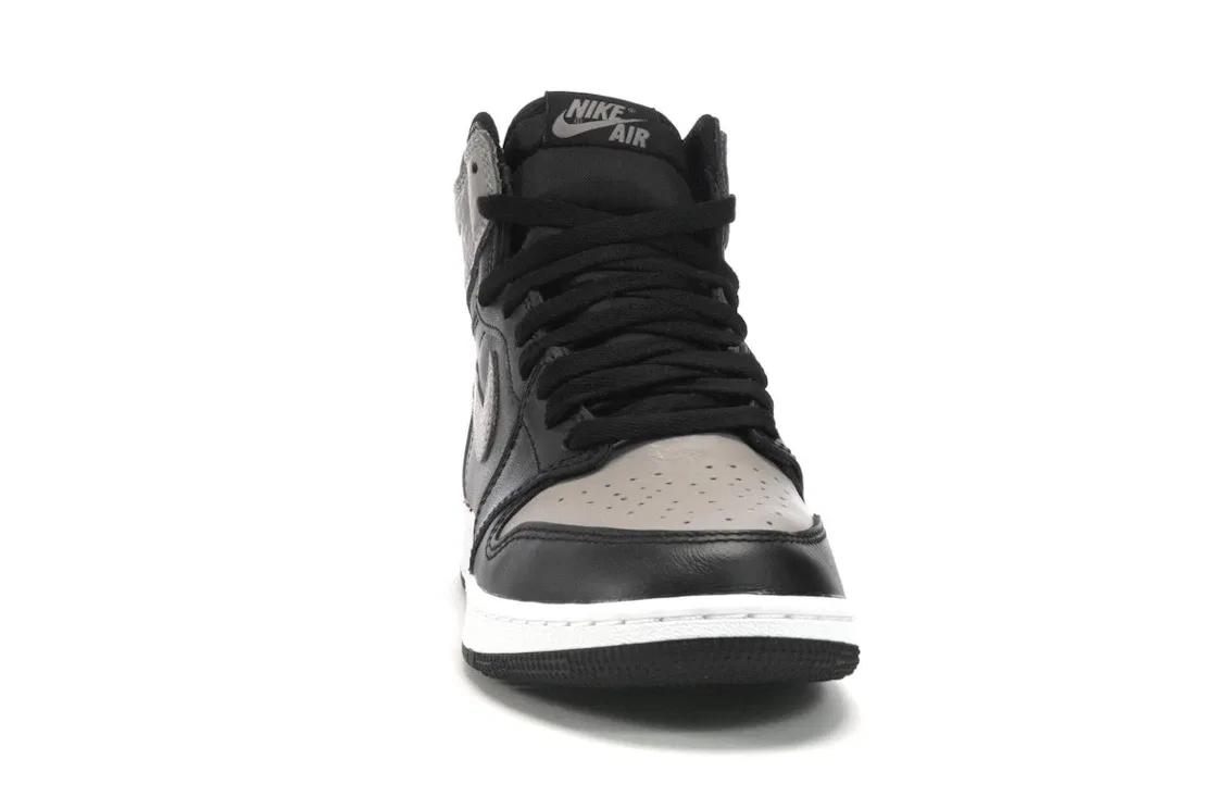 Детские кроссовки для мальчиков с высоким верхом Jordan 1 Retro High Shadow (2018) GS Jordan, Black/Medium Grey-White — фото 2
