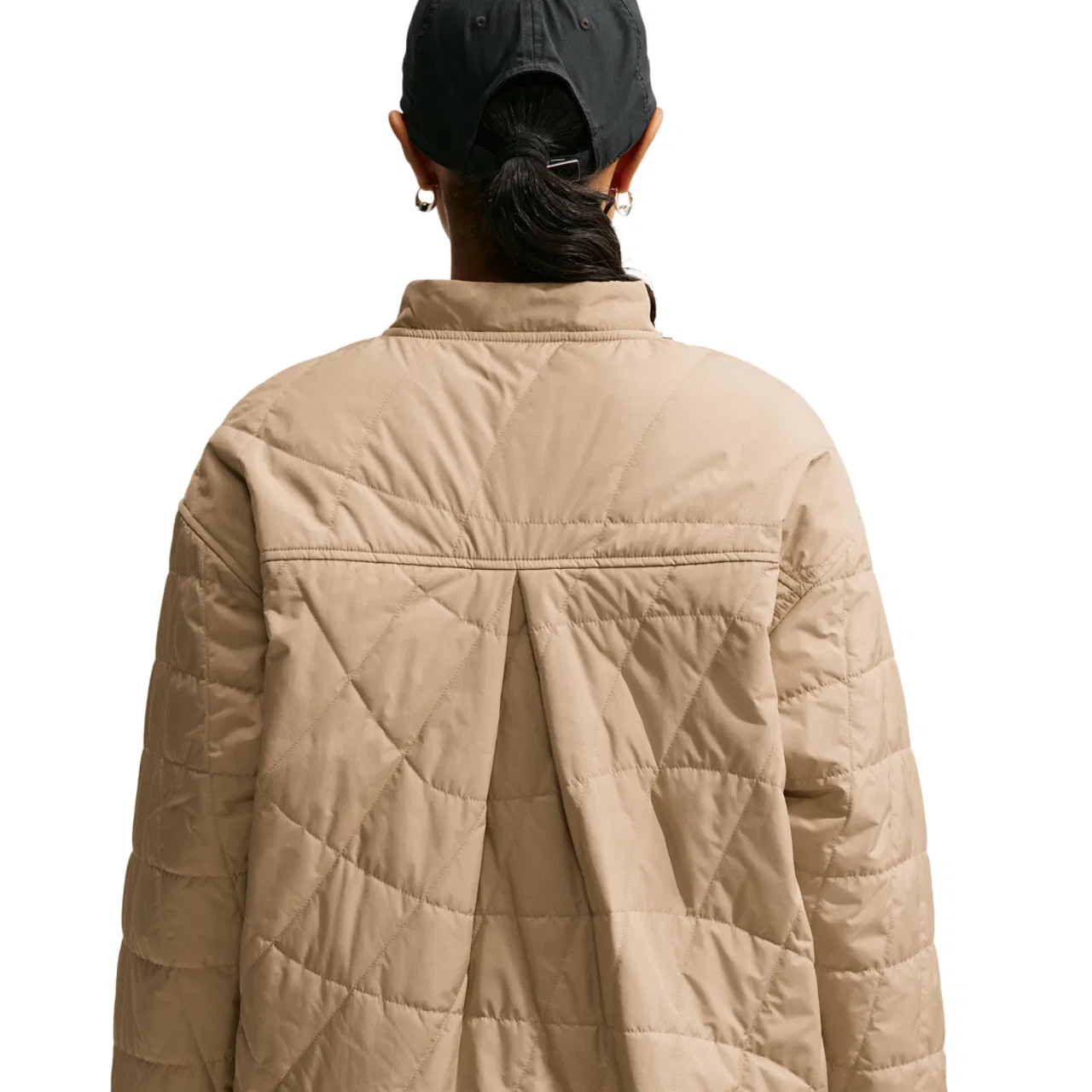 Женская куртка-бомбер с капюшоном Nike Therma-FIT, Parachute Beige — фото 2