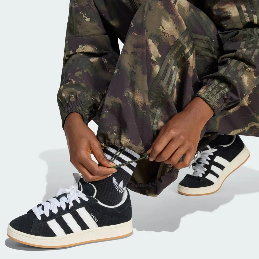 Зауженные брюки ADIDAS ORIGINALS 'Adilenium' цвета хаки и оливкового — фото 4