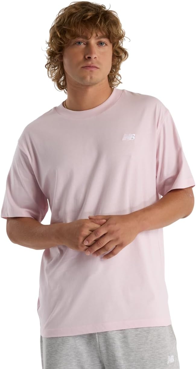 

Мужская спортивная футболка New Balance MT41509 Sport Essentials с коротким рукавом (MT41509) с логотипом, розовый