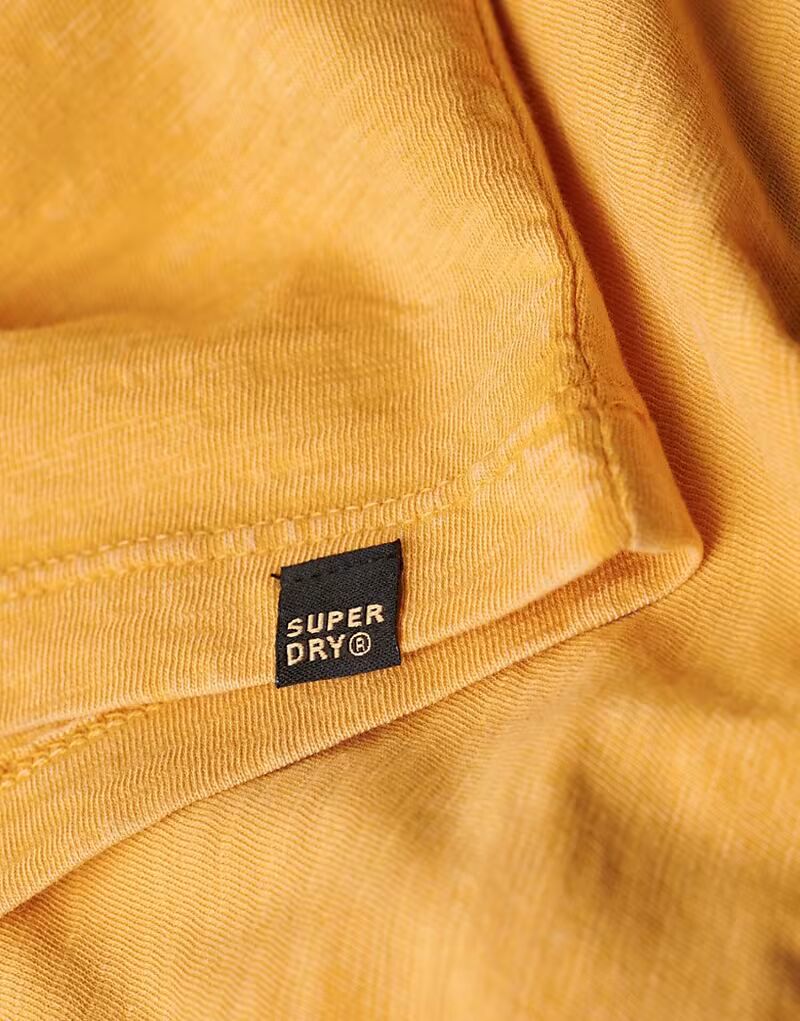Футболка Superdry с V-образным вырезом и короткими рукавами цвета пустынной охры — фото 2