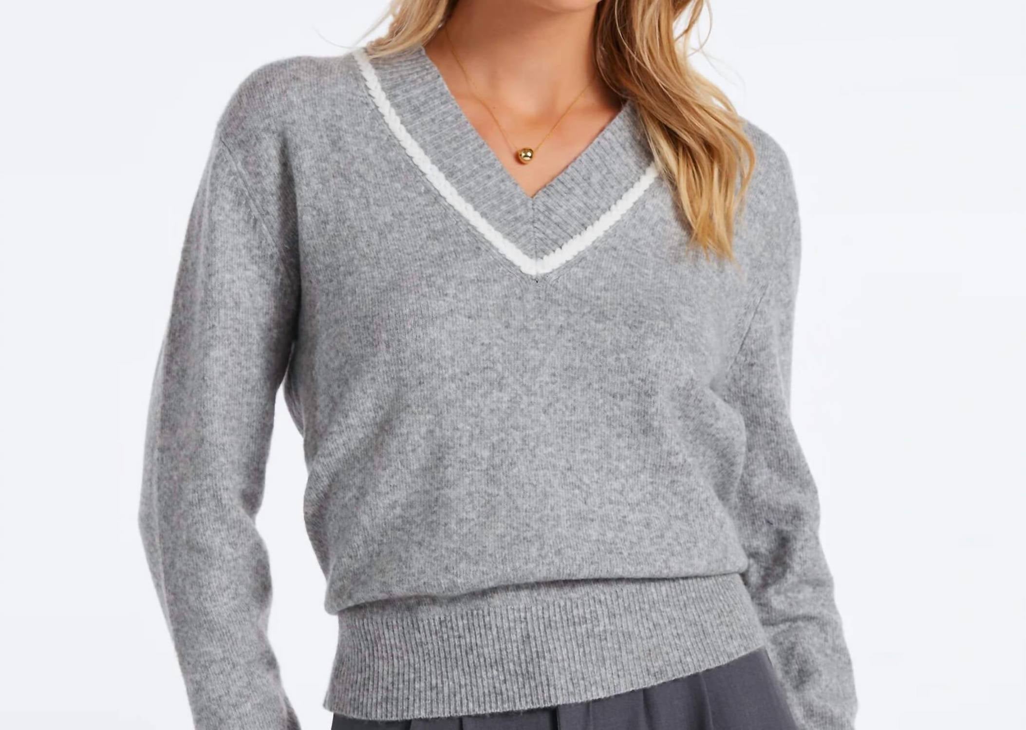 

Свитер Siene с V-образным вырезом в цвете «Темный меланж» Bishop + Young, Dark Heather