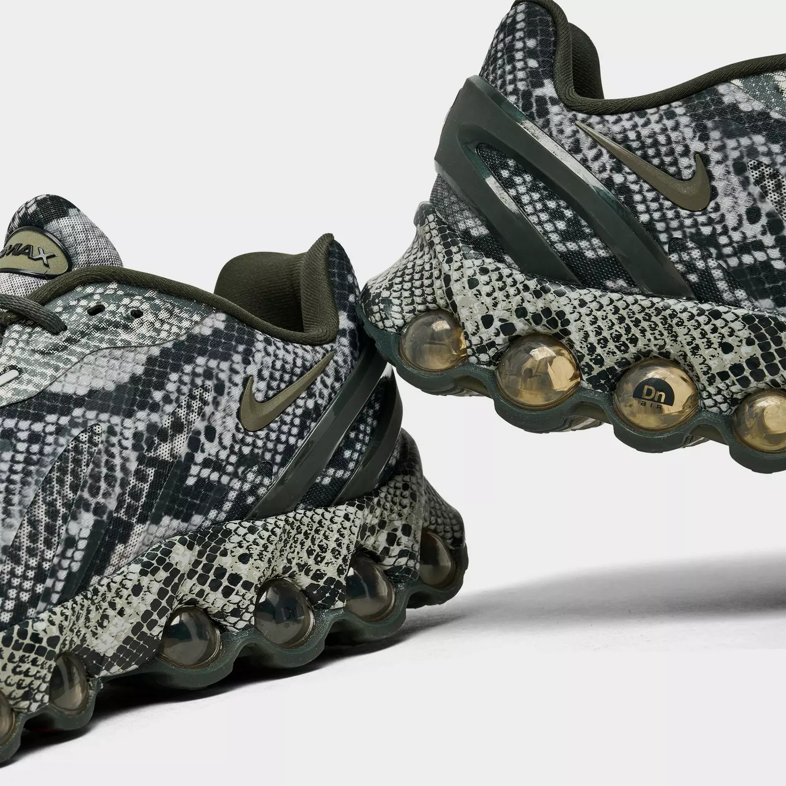Кроссовки Nike Air Max Dn8 SE Snake Camouflage — фото 3